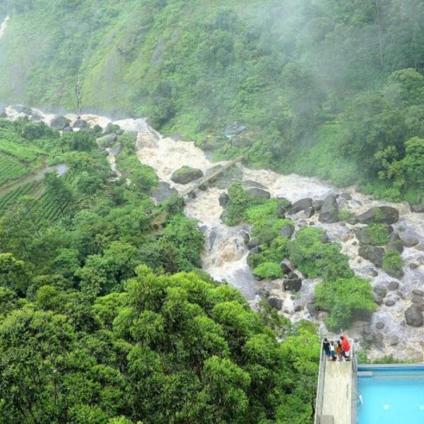 Blanket Munnar