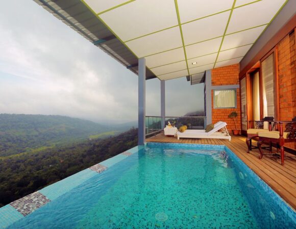 Private pool villa in spice Tree Munnar - Munnar honeymoon resort