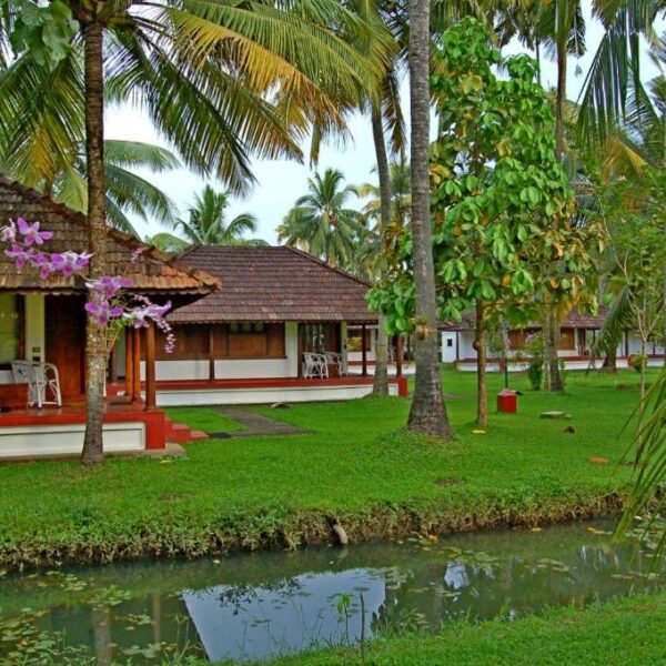 Coconut lagoon resort -travilius