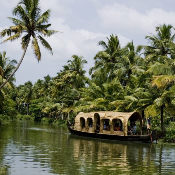 Kumarakom travel