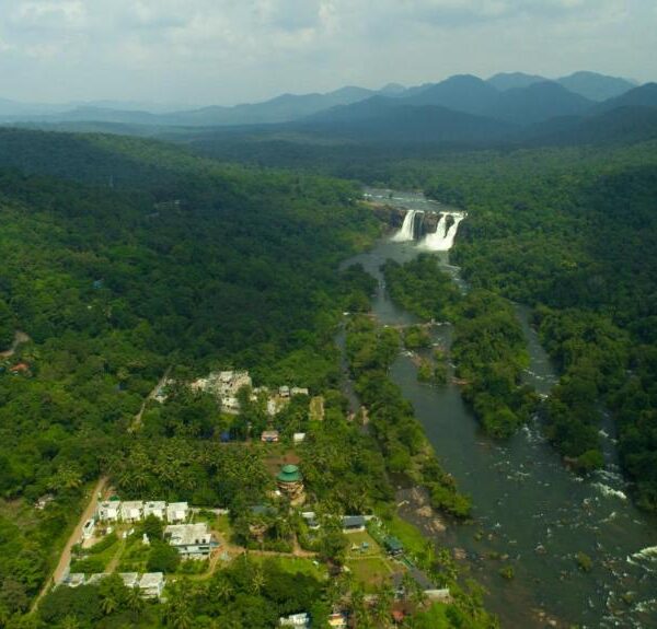 casa rio resort athirapilly