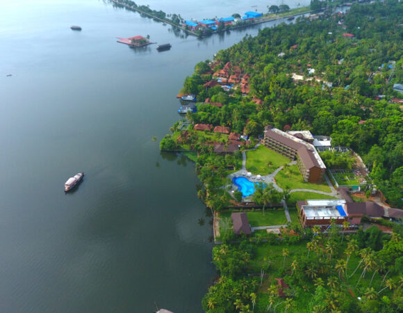 uday backwater Alleppey-travilius