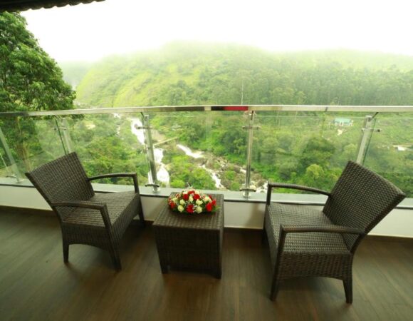 Blanket resort Munnar honeymoon pavilion