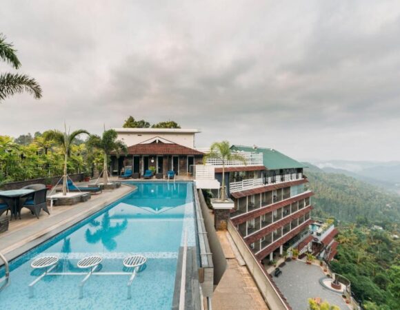 Panoramic Getaway Resort Munnar - 5 star honeymoon