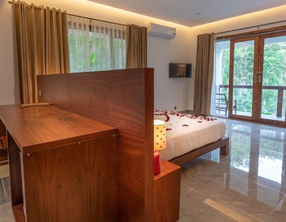 Deluxe villa in Amaana resort Periyar