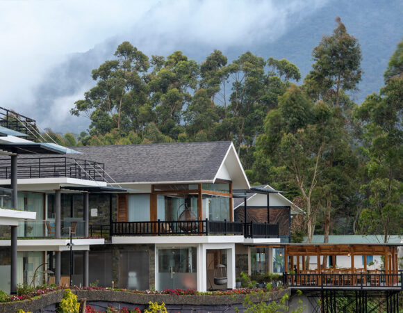 Chandys drizzle resort Munnar