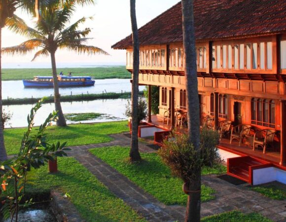 heritage Mansion in Coconut lagoon kumarakom