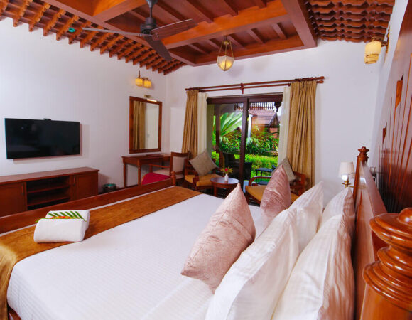 Superior Room in Gokulam Grand Resort & Spa Kumarakom