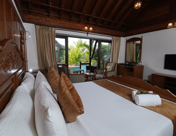 Meandering Pool Villa in Gokulam Grand Resort and Spa Kumarakom