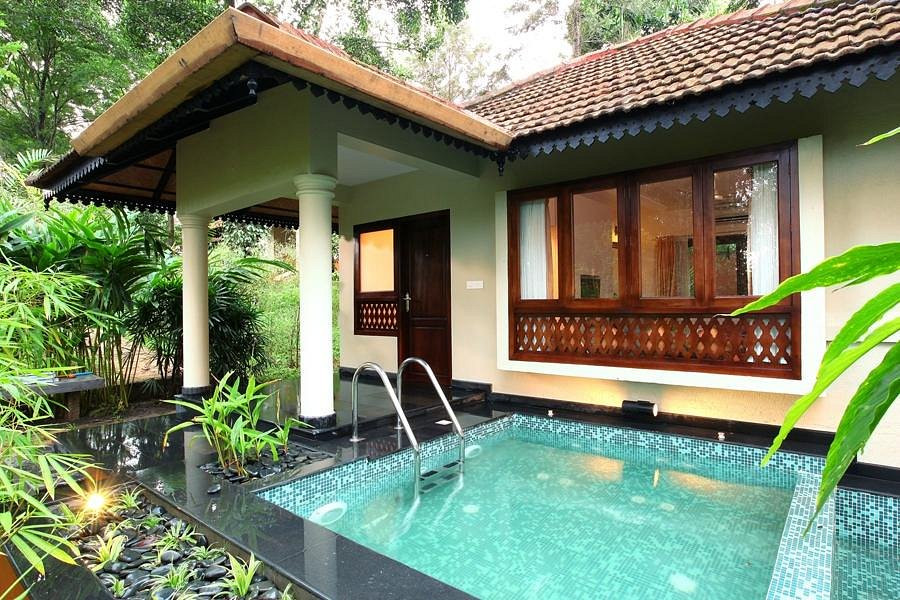 Honeymoon Hotels in Thekkady