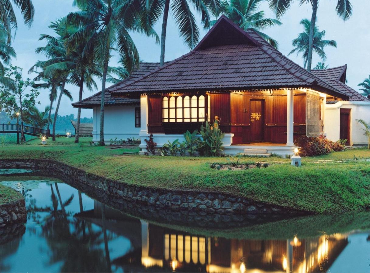 Honeymoon Resorts in Kumarakom