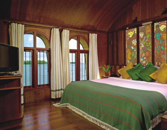 Bedroom of Houseboat in Kumarakom Lake Resort Kerala