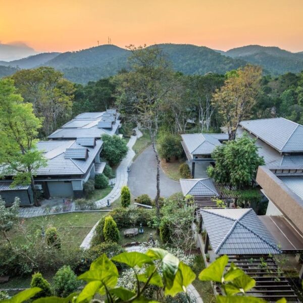 Mountain Courtyard Thekkady