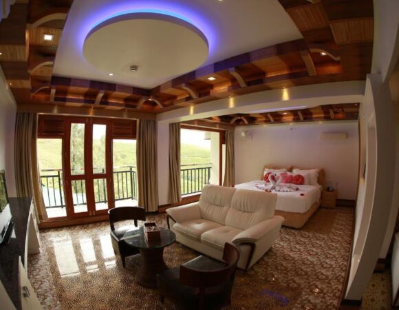 Parakkat Nature Resort Munnar -presidential Suite