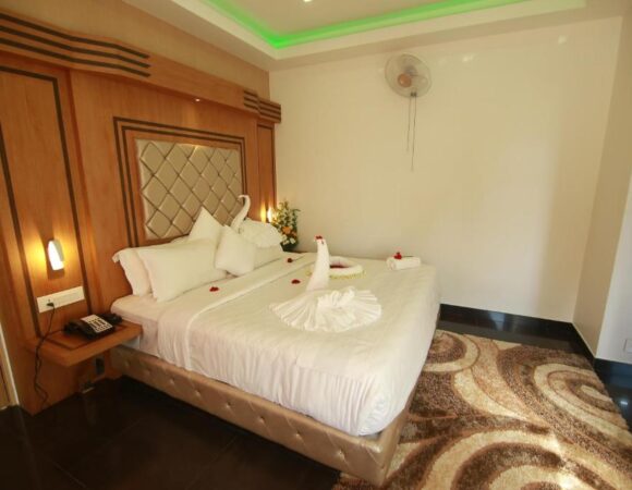 Parakkat Nature Resort Munnar -superior Room