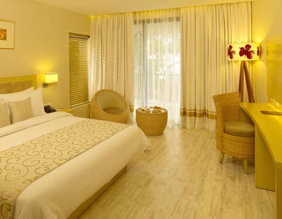 Prive Presidential Suite in Poetree Sarovar Portico