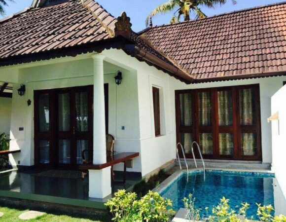 Pool Side villa with plunge pool in Rhythm resort Kumarakom Kerala