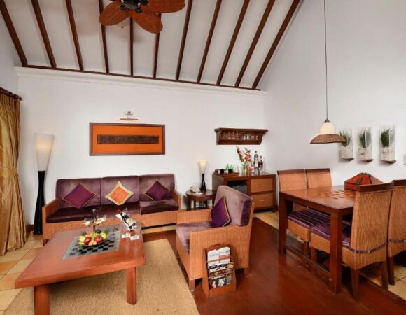 presidential villa with private pool in Zuri hotel Kumarakom