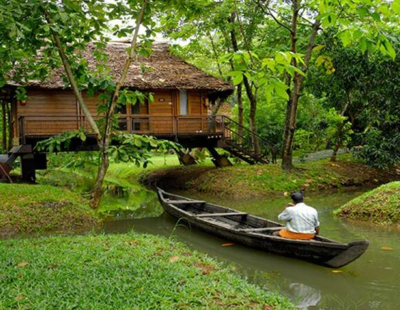 Cancal view cottages in waterscapes kumarakom