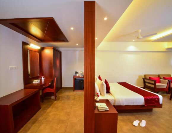 deluxe room in Lake Canopy alleppey