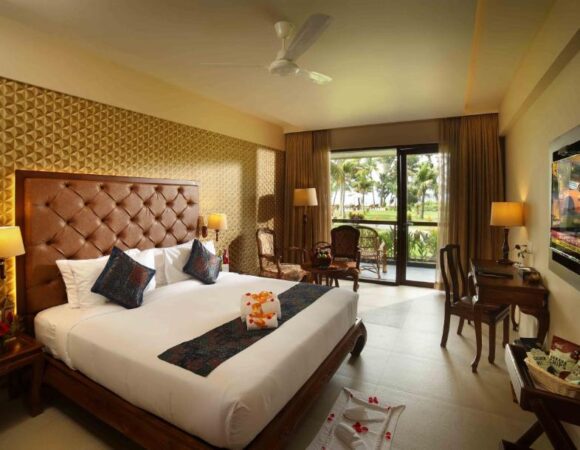 Lakeview Deluxe Room in Uday backwater resort