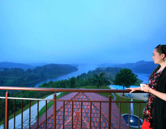 Lake view Romantic in Arayal luxury resort