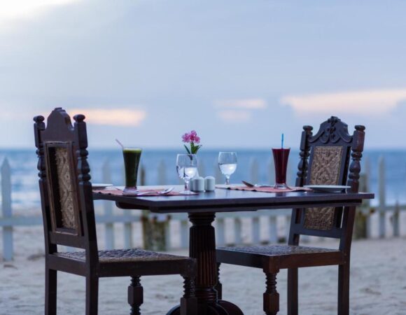 beach side dine in Azure Tides Marari