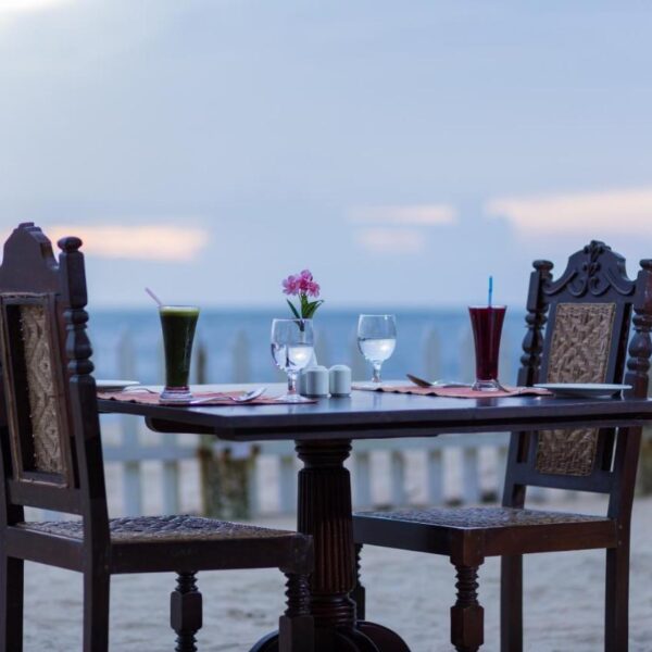 beach side dine in Azure Tides Marari