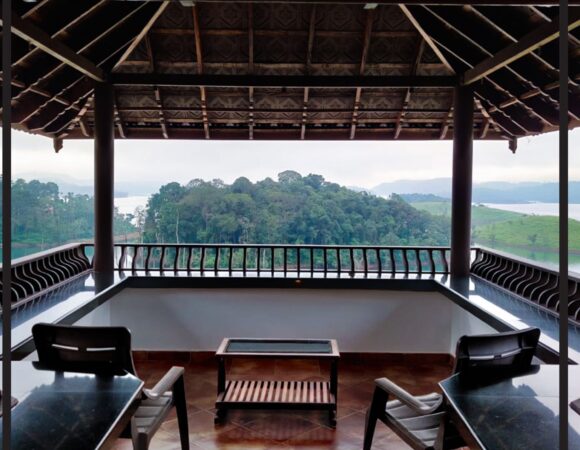 Balcony in Contour Island Resort