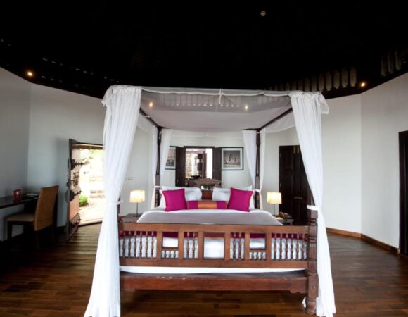 Octagon room in Niraamaya retreats kovalam