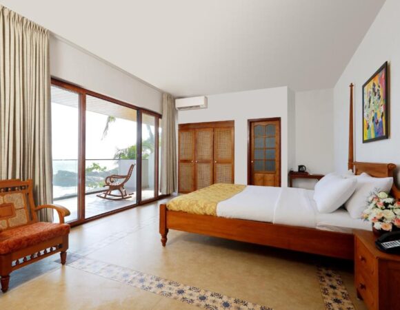 Ocean View Luxury Suite in Rockholm beach resort Kovalam