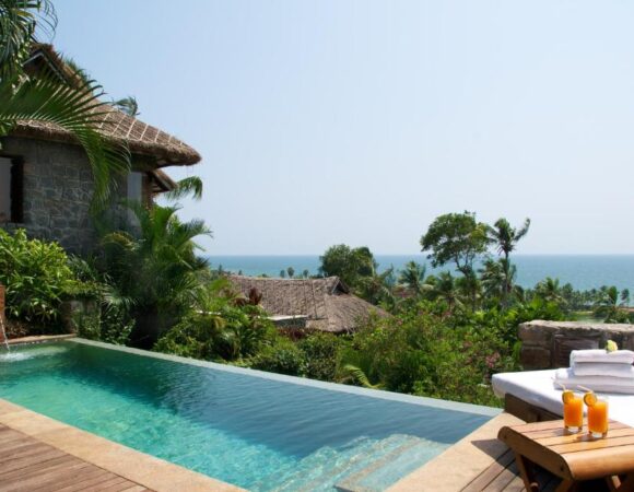 Premium Suite sea view with plunge pool in Taj Kovalam