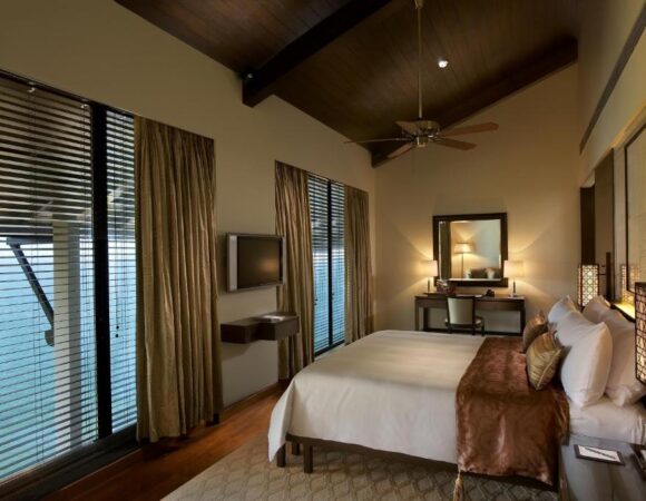 Royal Club Duplex Suite in The Raviz Kovalam