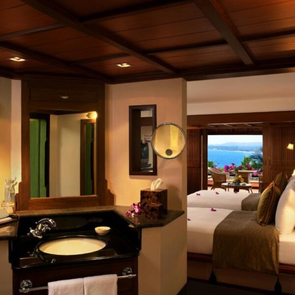 premier sea view room in The Raviz Kovalam