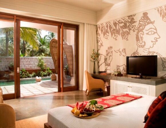 Deluxe Villa with Courtyard and Plunge Pool in Taj Bekal resort