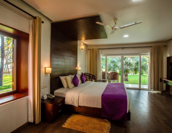 Luxury Ocean view room in malabar ocean front resort