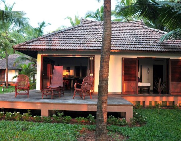 Sea view deluxe cottage in Kanan beach resort