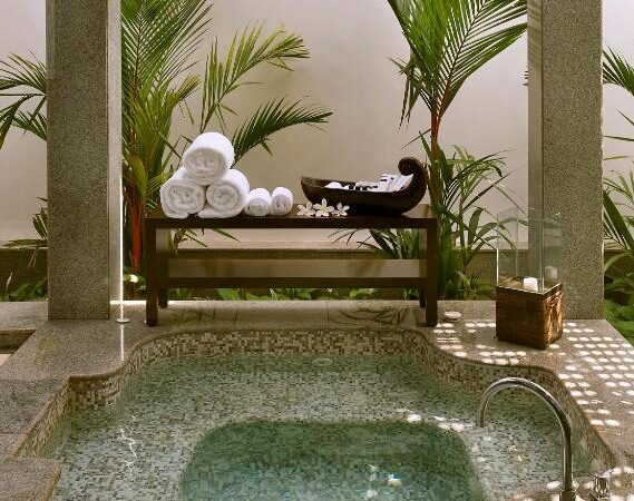 Jacuzzi in Lalit resort Kerala