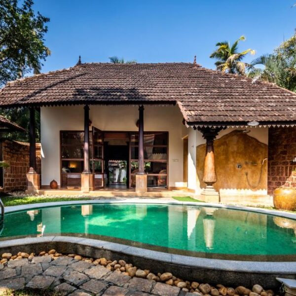 Pool villa in amritara mararikulam